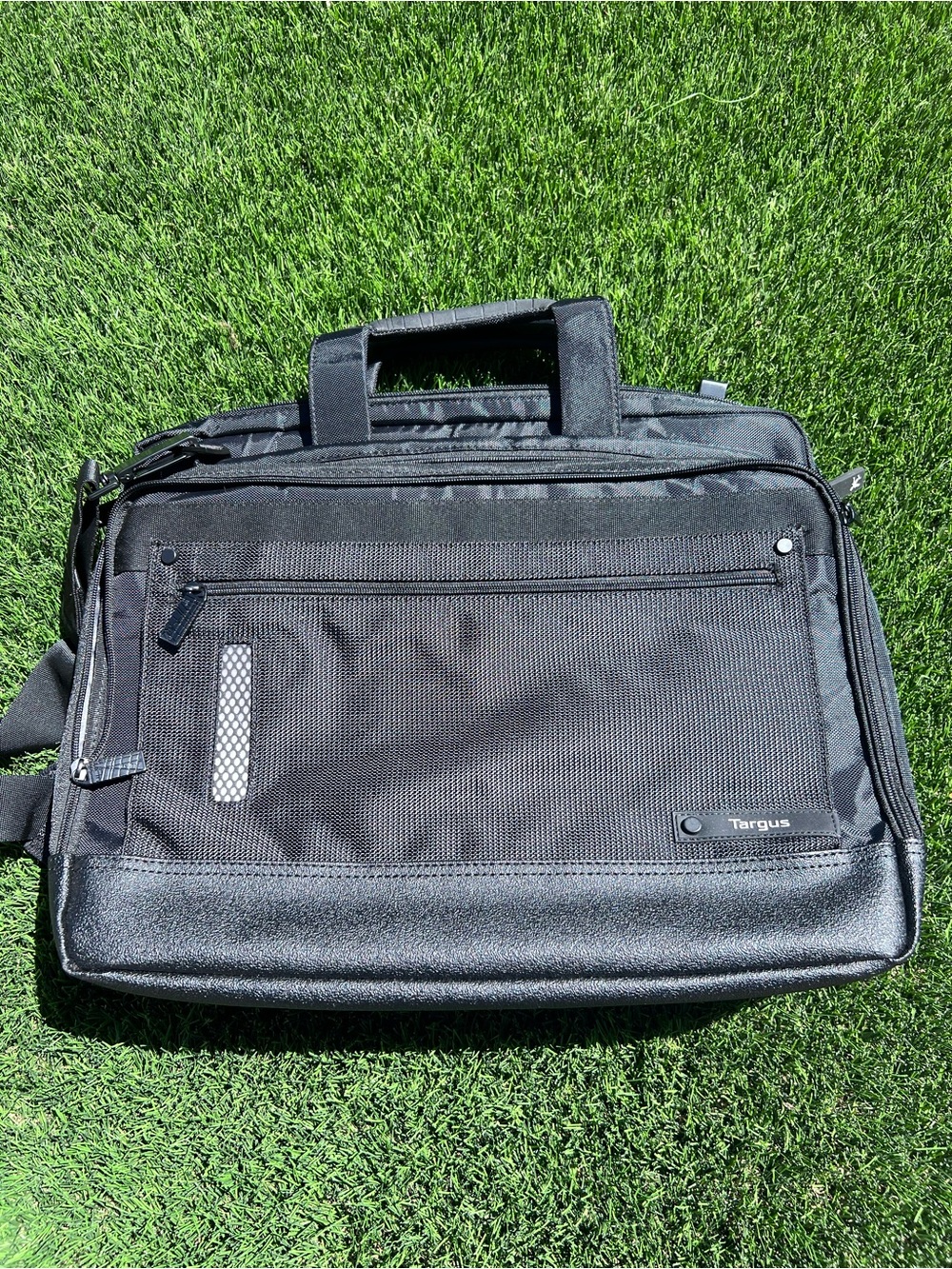 Targus Black Small Laptop or IPad Briefcase - Durable Travel Bag